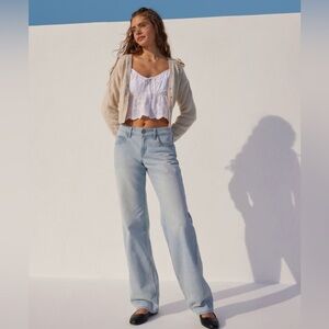 Hollister Low Rise Baggy Jeans